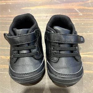 Stride Rite Black Baby Walker Sneakers Shoes